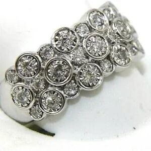 14K White Gold Natural Diamond Ring Sz 7 Worn Once